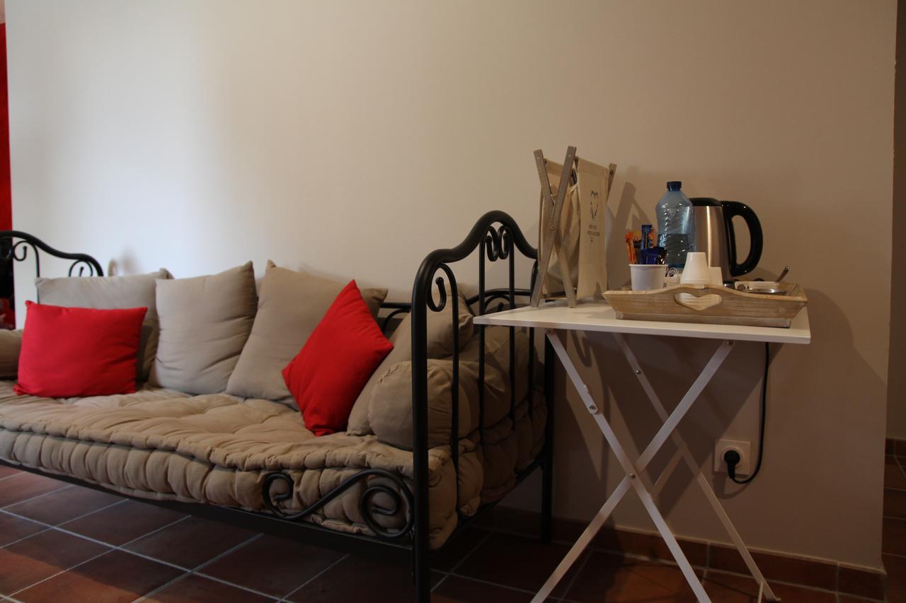Le Miroir Des Etoiles Bed & Breakfast Pomport Bagian luar foto